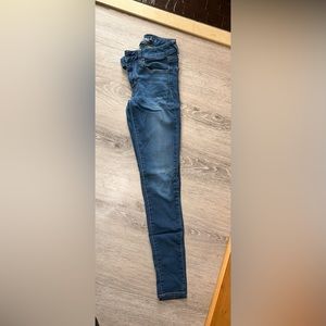 American eagle skinny jeans size 2
